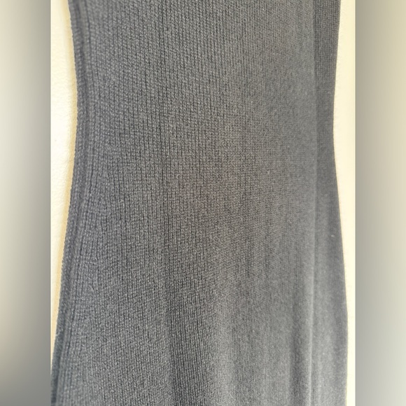 NWT! | QUINCE Mongolian Cashmere Sleeveless Midi
Sweater Dress Black Size Small - Picture 11 of 16